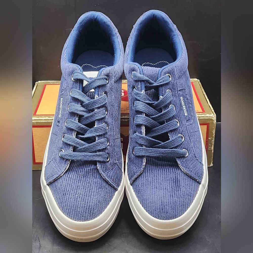 Rocket Dog Women's Blue Corduroy Lace Up Sneakers Size 10 NWOT